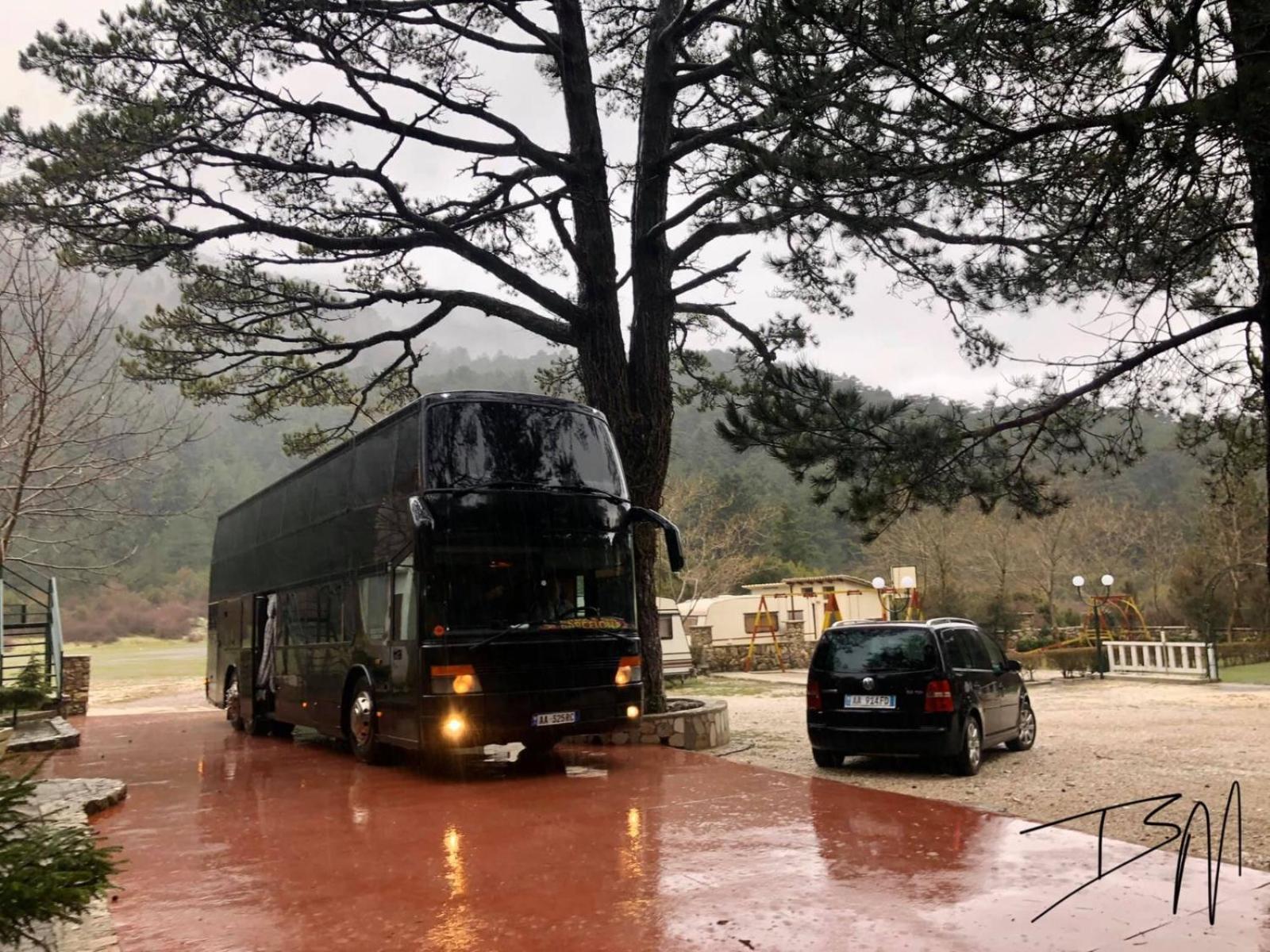 Hotel Urban Nightliner Tirana Exterior foto